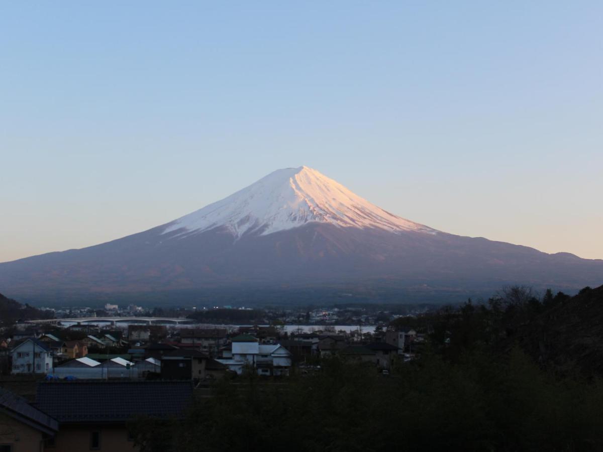 Отель Fujikawaguchiko Crescendo Экстерьер фото